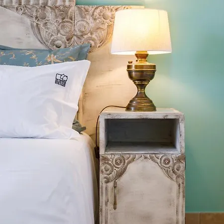 Falesia Ocean By The Portuguese Butler