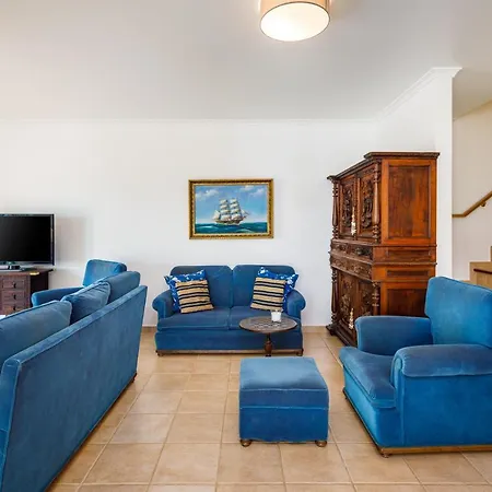 Falesia Ocean By The Portuguese Butler Albufeira