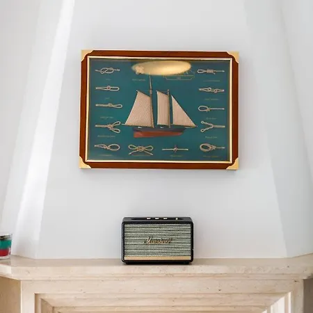 Falesia Ocean By The Portuguese Butler