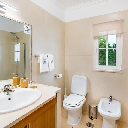 Falesia Ocean By The Portuguese Butler Apartamento *